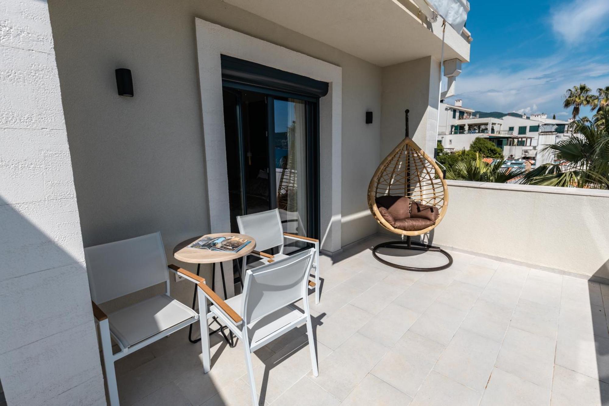 Hotel Vila Hedonija Herceg Novi Eksteriør bilde
