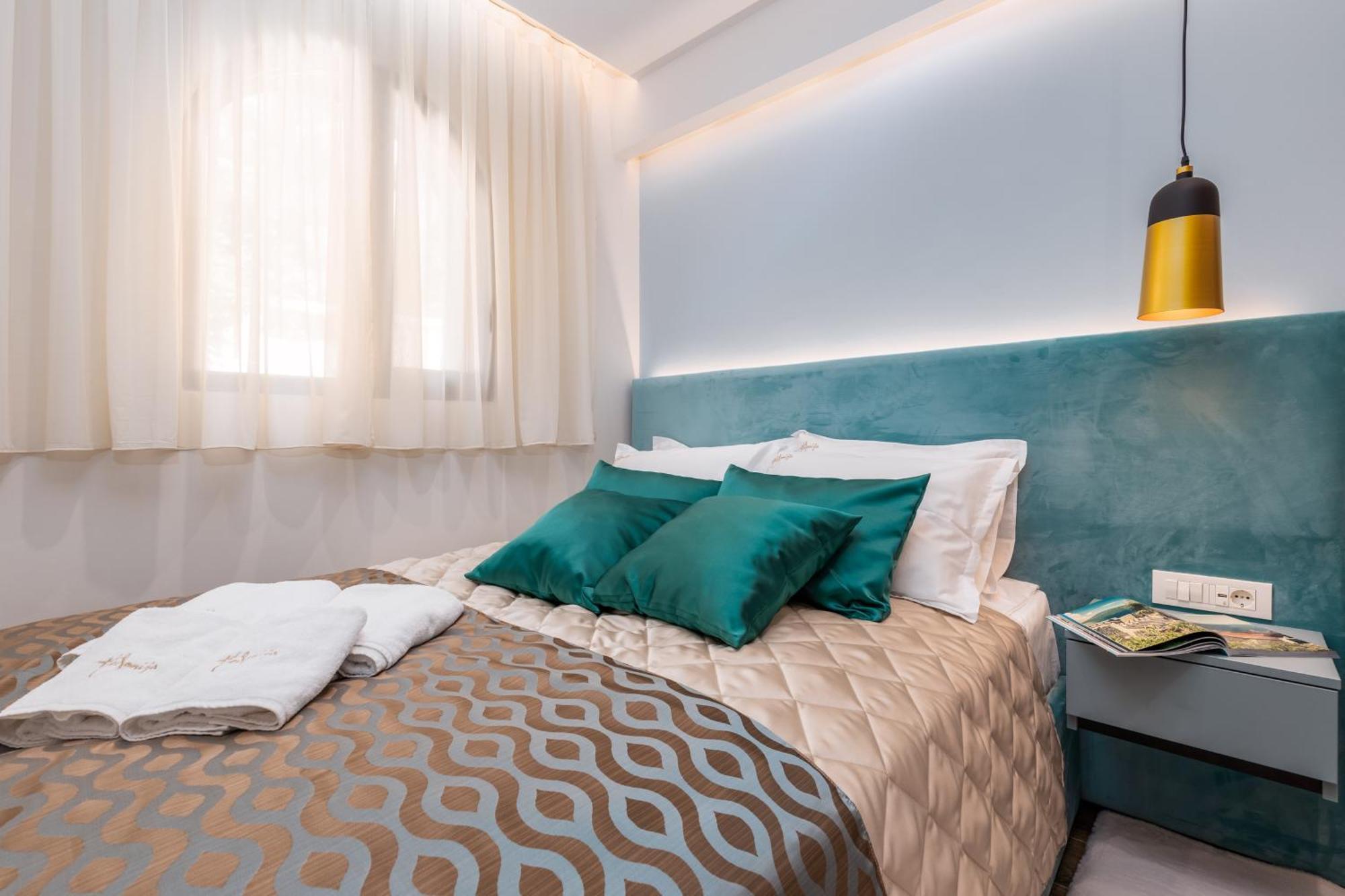 Hotel Vila Hedonija Herceg Novi Rom bilde